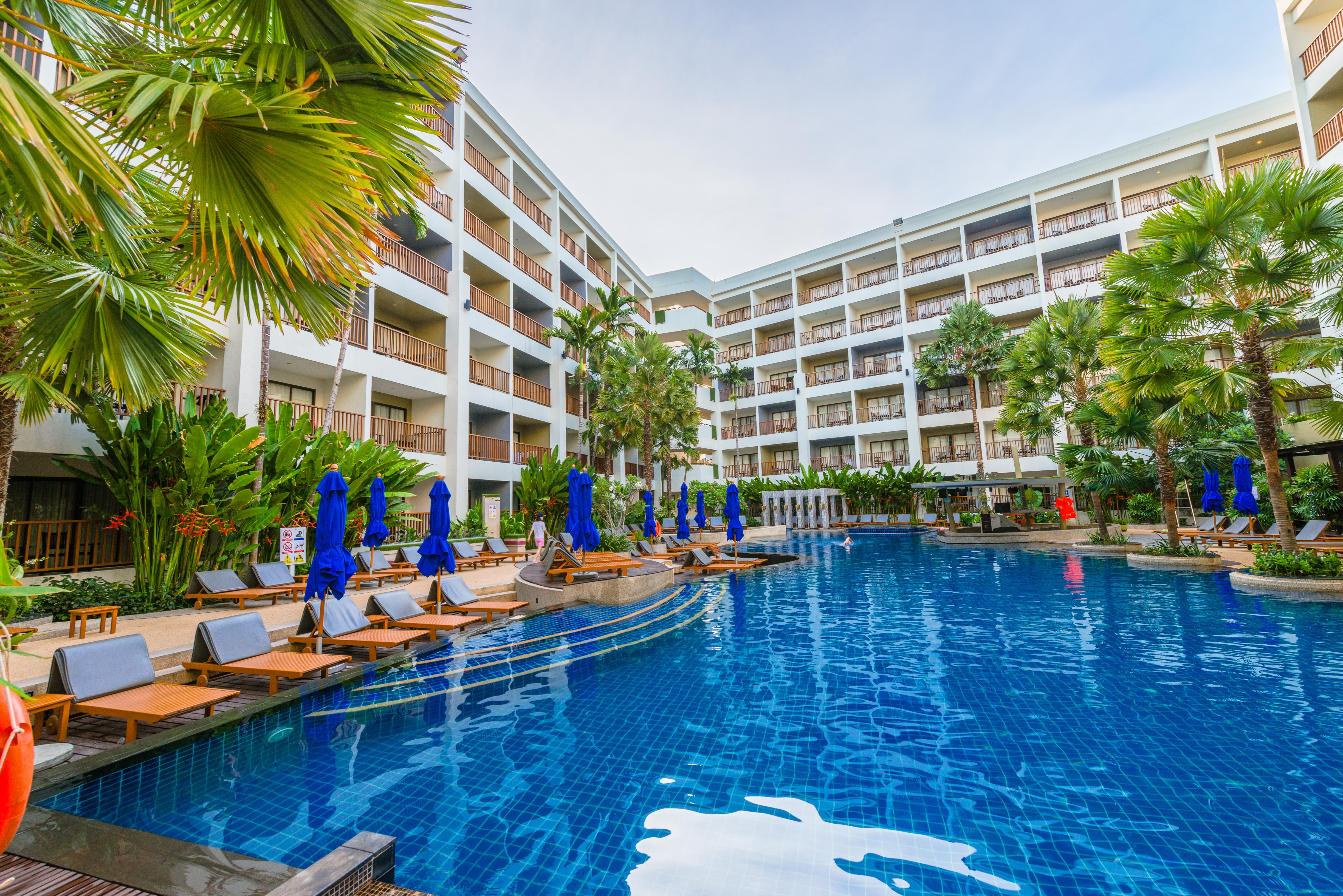 Deevana Plaza Phuket - Sha Extra Plus Patong Esterno foto