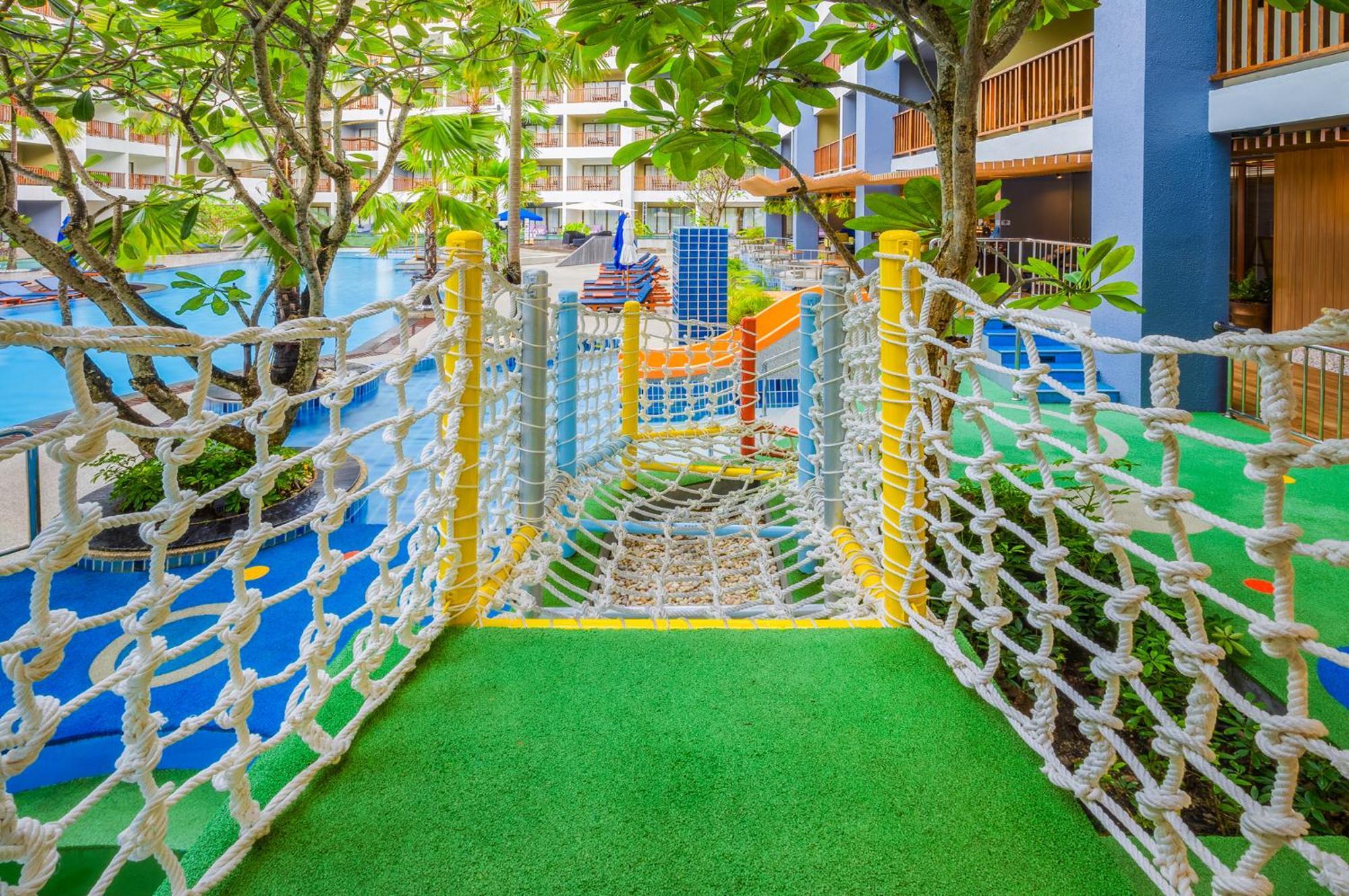 Deevana Plaza Phuket - Sha Extra Plus Patong Esterno foto